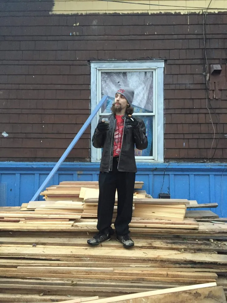 Professional roof inspection experts serving Fountain, MI - Wooooo-Halla Oddities