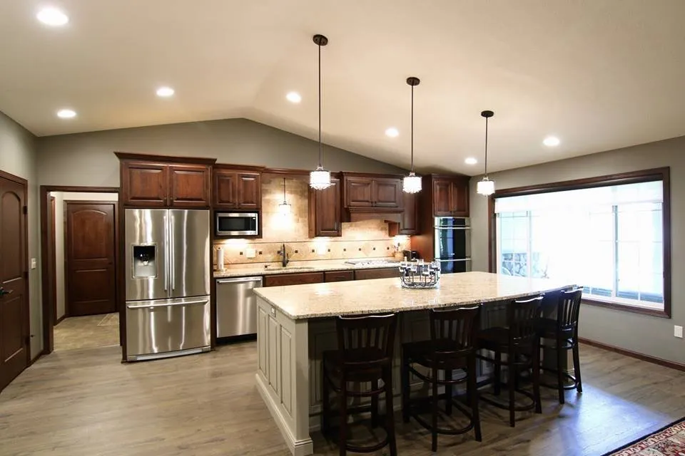 Slide of Workhorse Construction