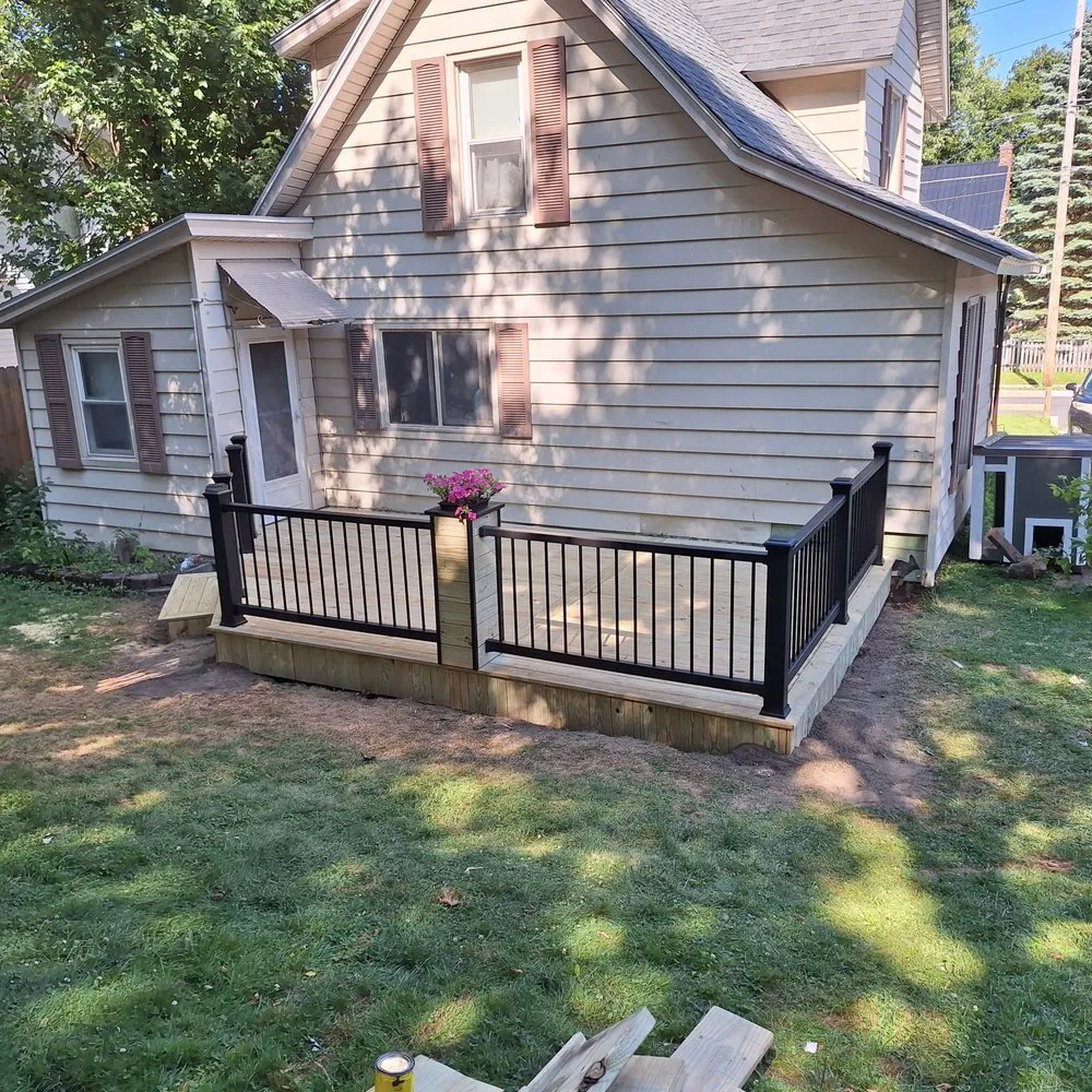 Slide of Working Mans Construction