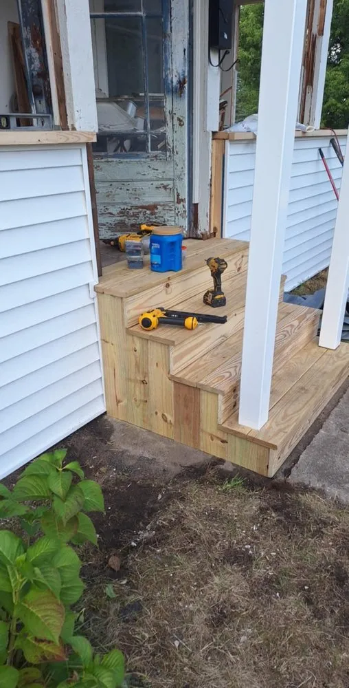 Slide of Working Mans Construction