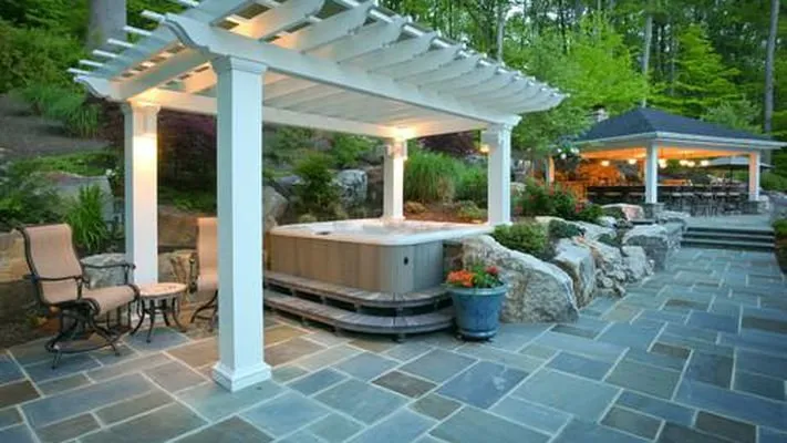 Slide of WorkZ Contracting