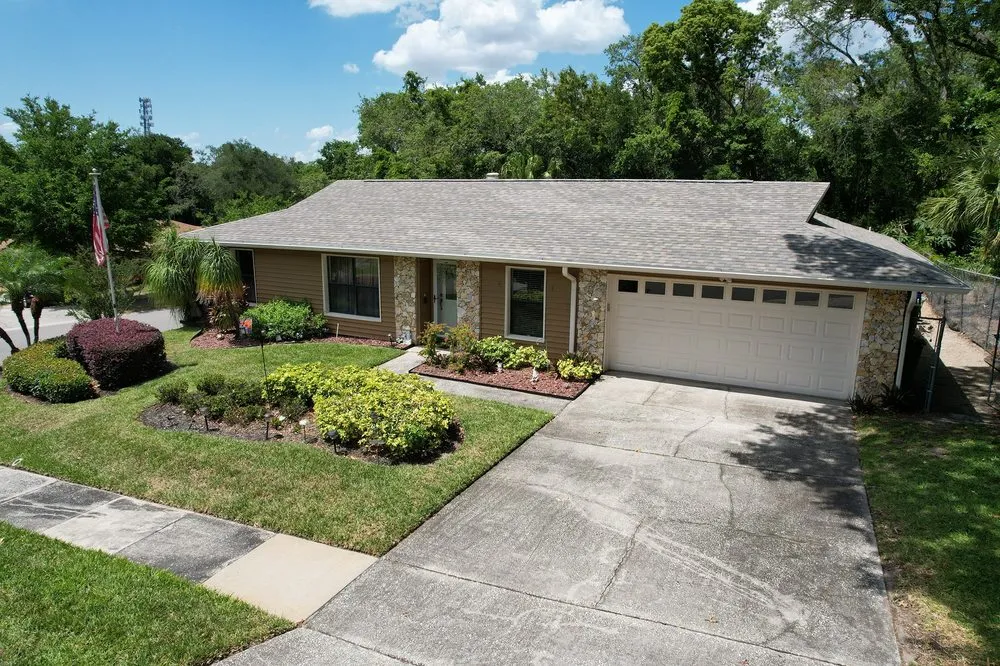 Slide of World Class Roofing