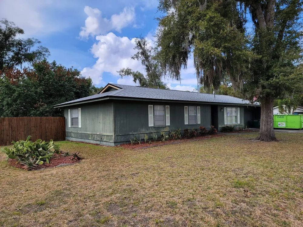 Slide of World Class Roofing