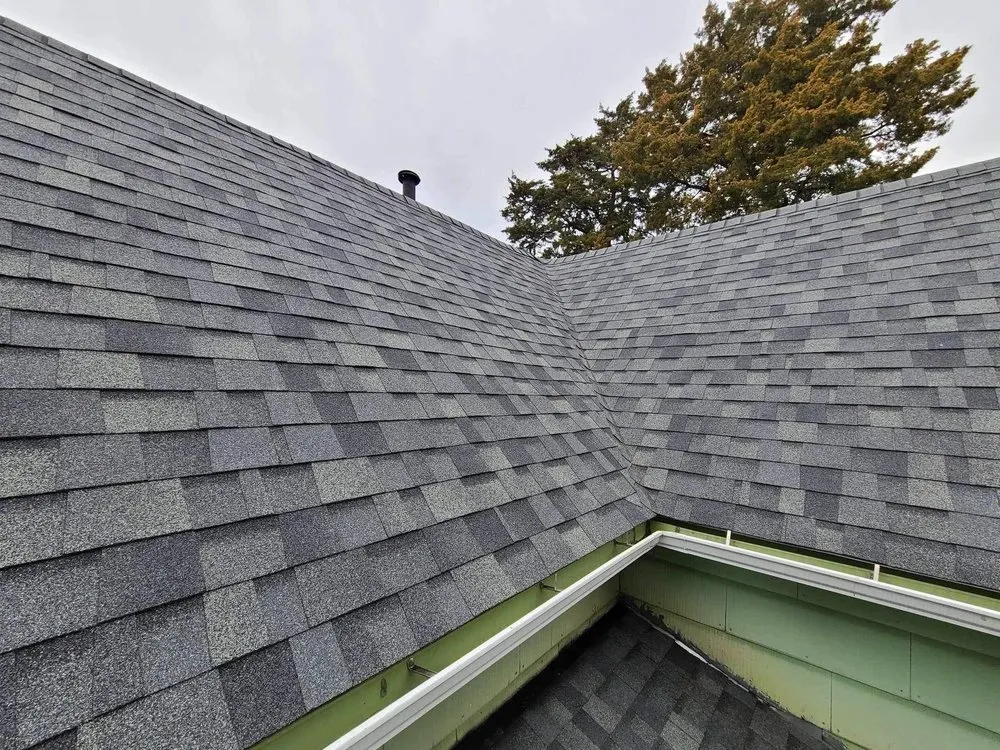 Licensed roof replacement with free inspection in Reasnor, IA by World Wide Construction