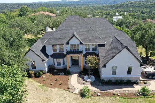 WorleyByrd Roofing and Restoration Logo