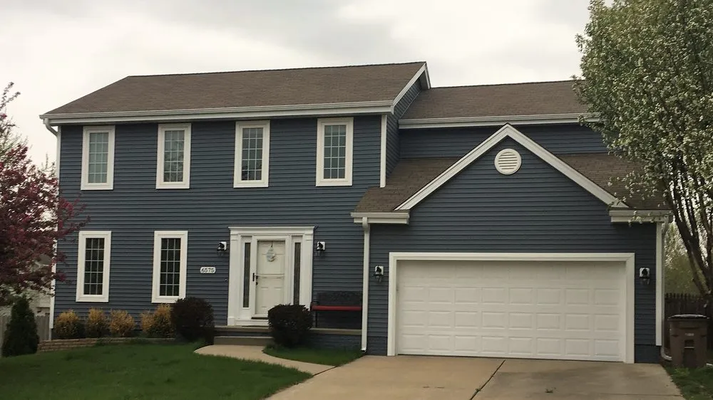 Trusted roof inspection with free inspection in Cumming, IA by Worth Exteriors