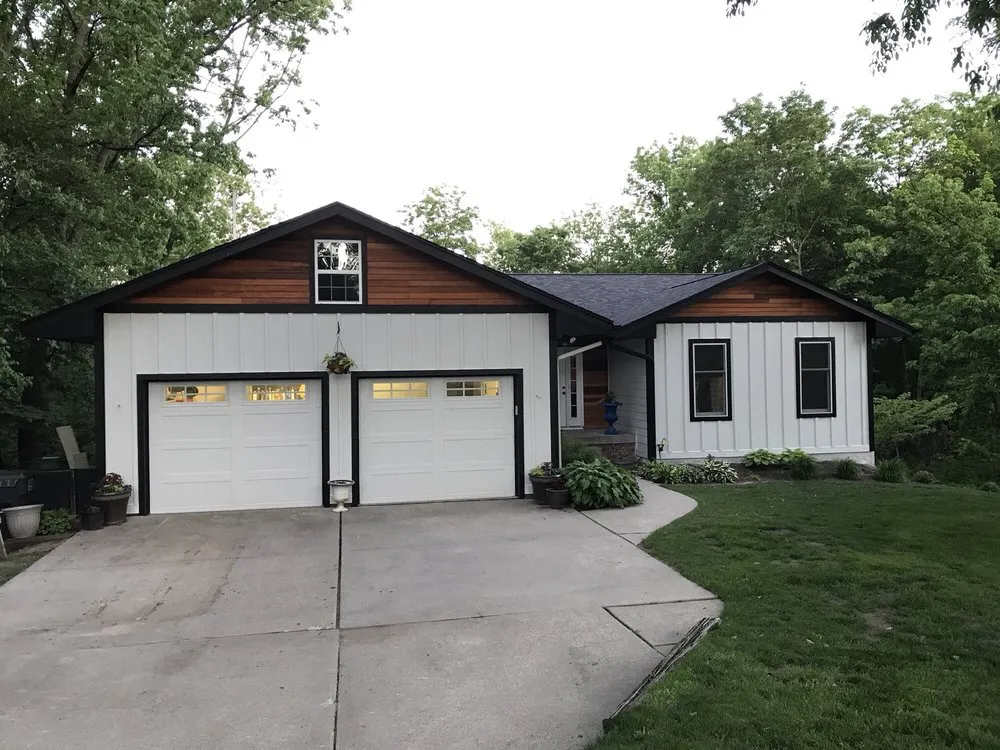Trusted residential roofing service with free inspection in Cumming, IA by Worth Exteriors