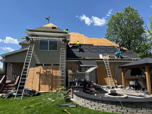 Worthy Construction Logo