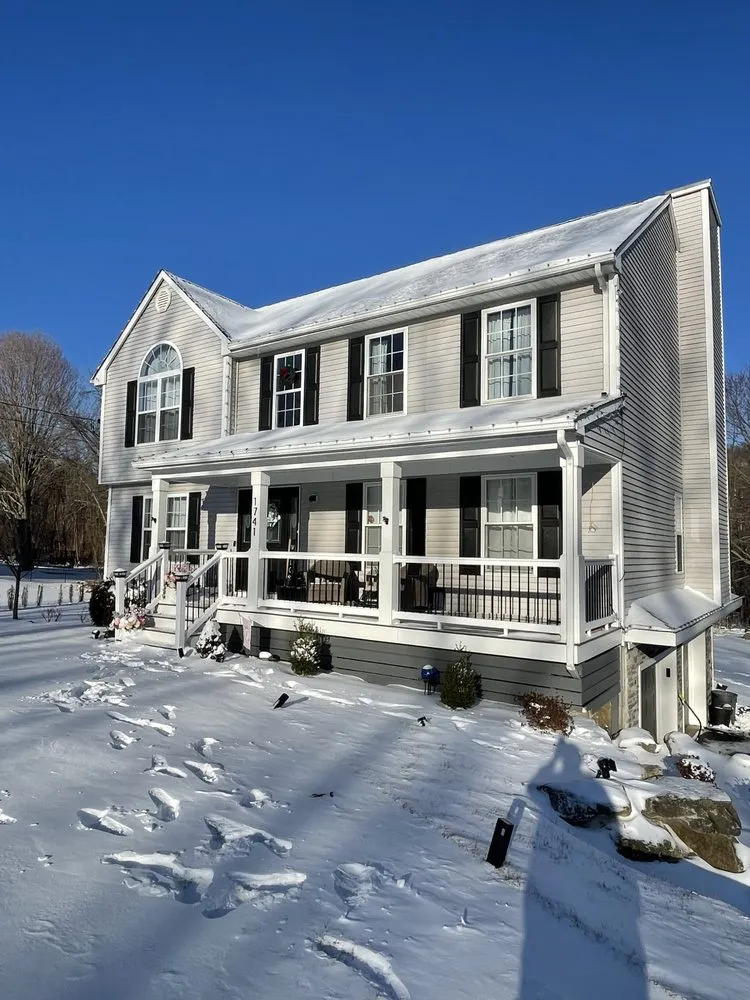 Slide of W&R Contracting