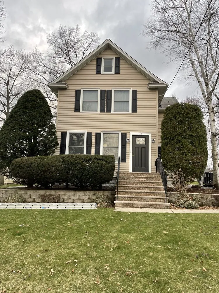 Slide of W&R Contracting