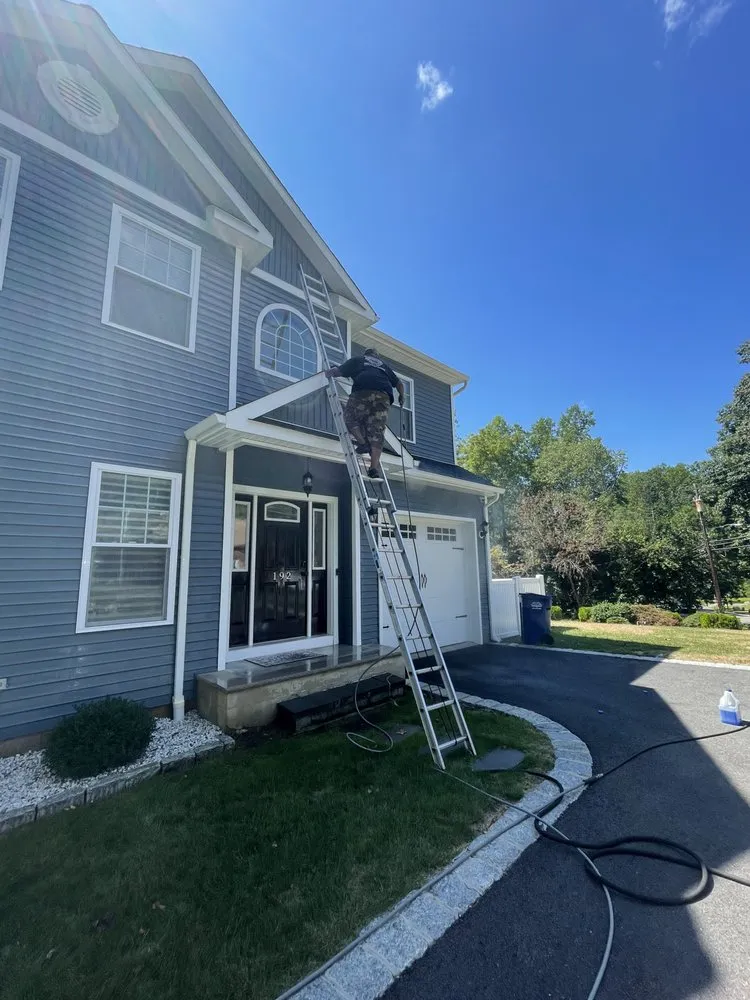 Slide of W&R Contracting