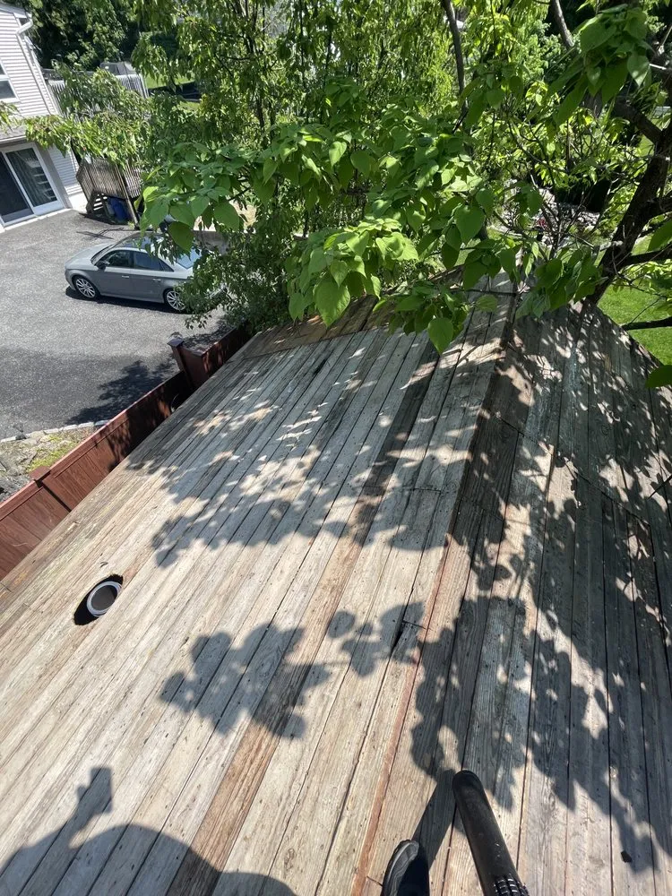 Slide of W&R Contracting