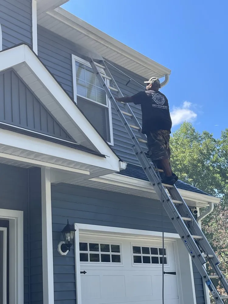 Slide of W&R Contracting