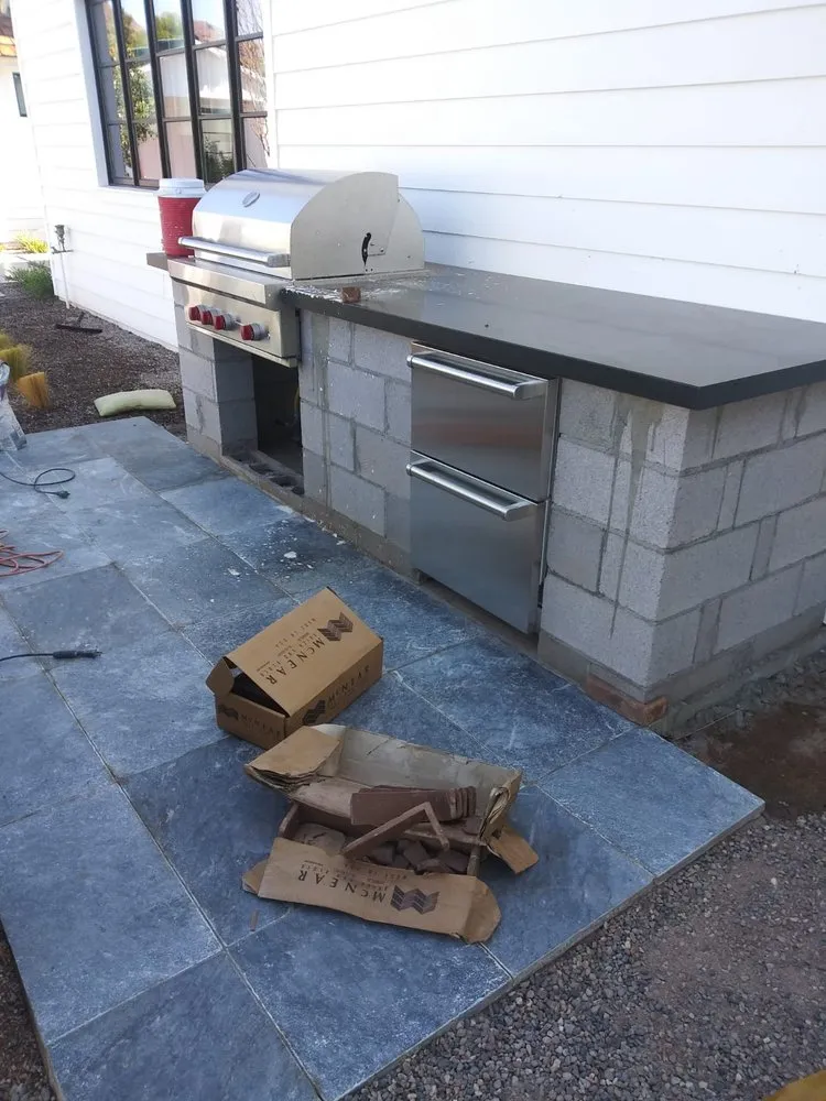 Slide of WR General Contractor