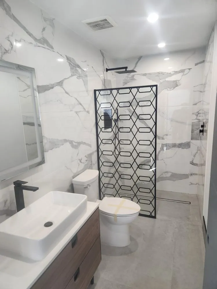 Slide of WR General Contractor