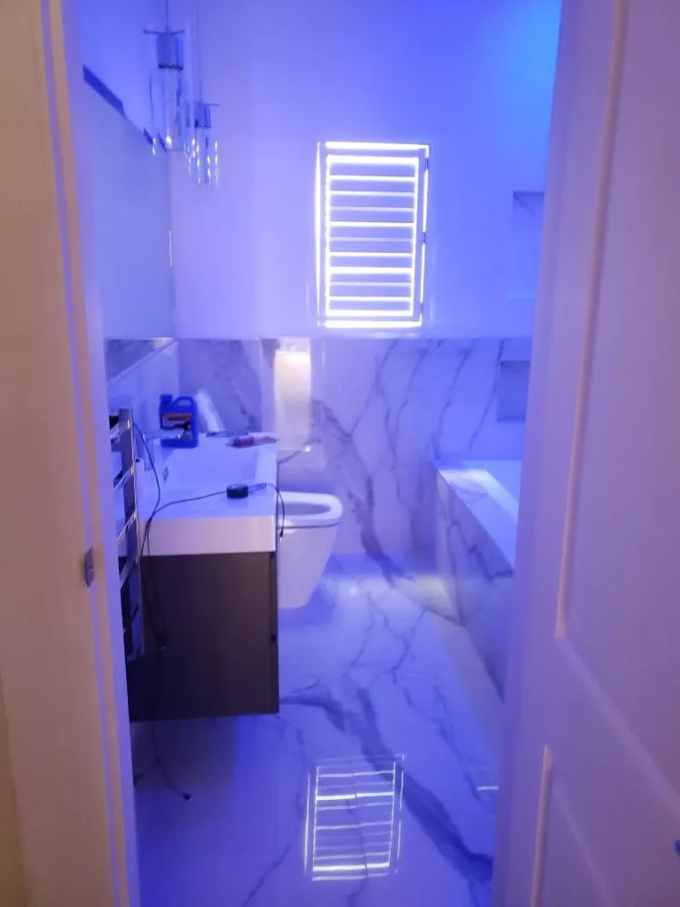 Slide of WR Solutions and Remodeling