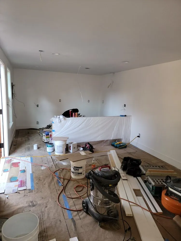 Slide of WR Solutions and Remodeling