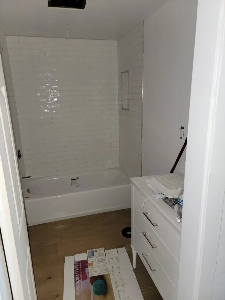 Slide of WR Solutions and Remodeling