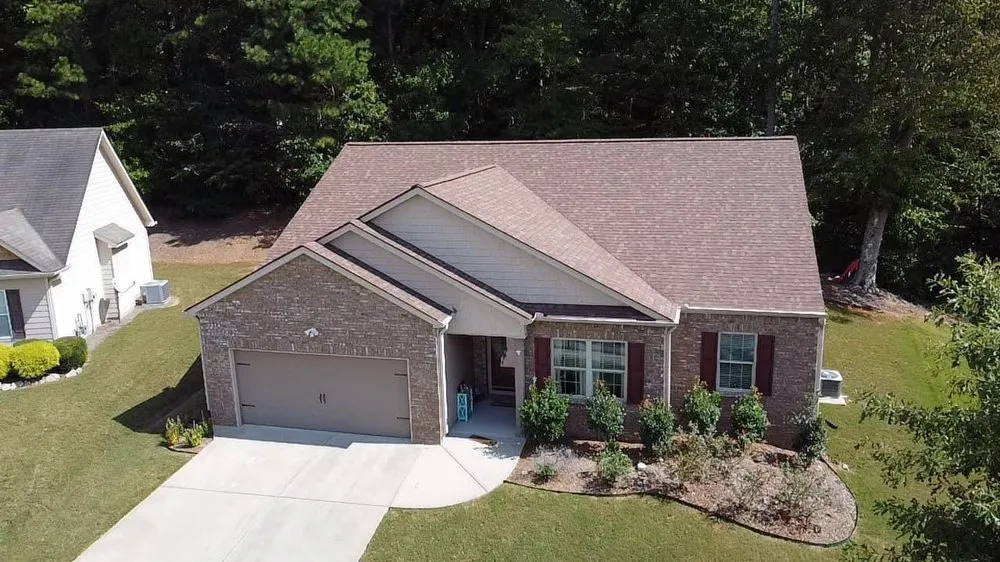 Slide of Wrens Roofing