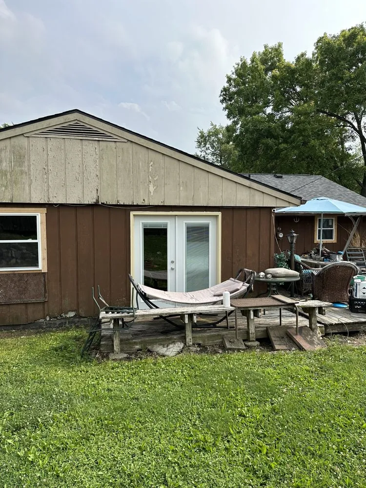 Slide of Wright Choice Exterior