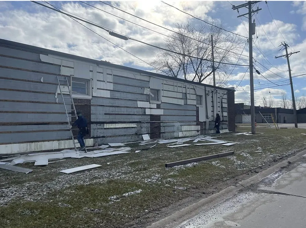 Slide of Wright Home Renovations