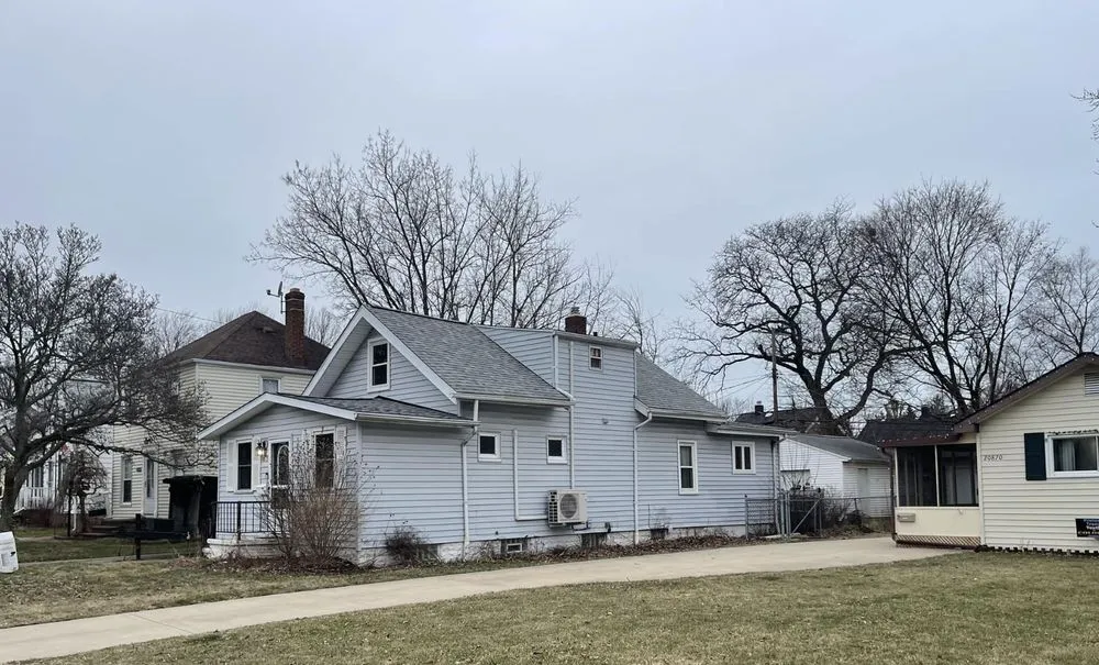 Slide of Wright Home Renovations