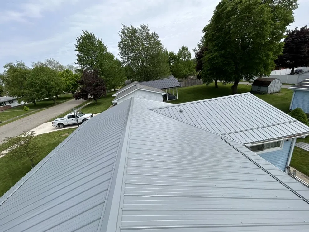 Licensed roof installation in Mark Center, OH - WS Construction