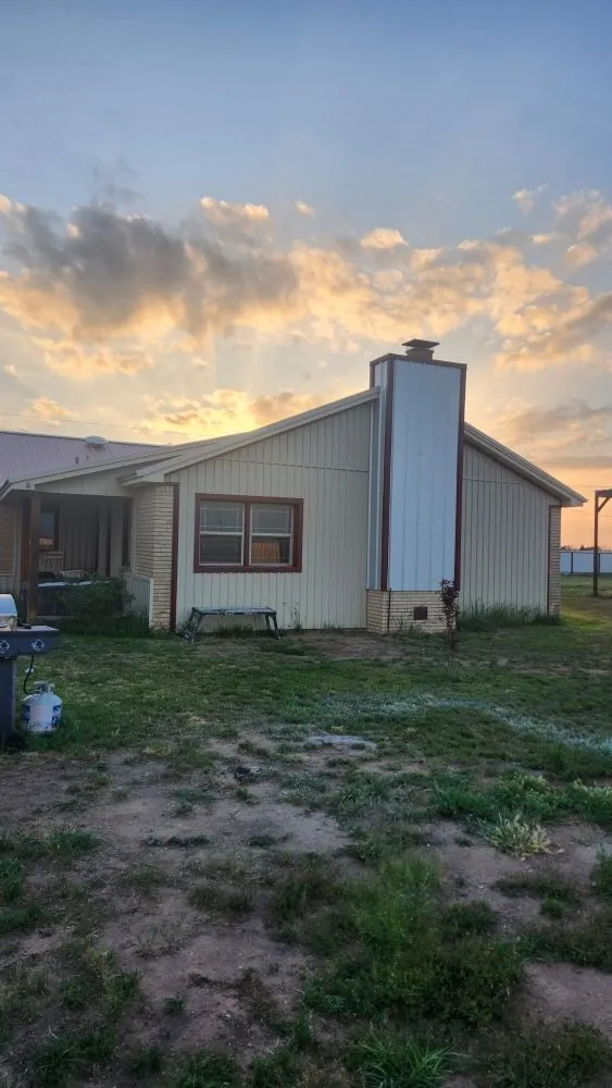 Slide of W.T. Enterprises