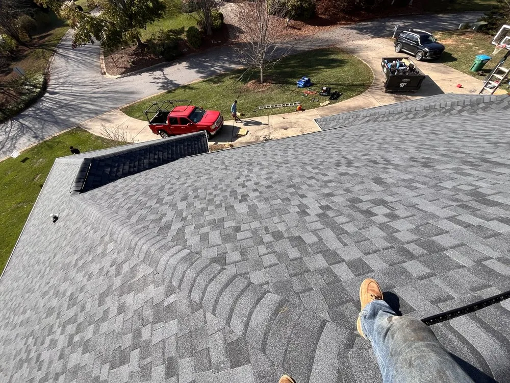 Slide of Wuilson’s Roofing