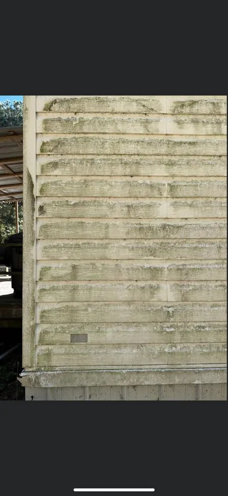 Slide of Wunder Wash Exterior Cleaning