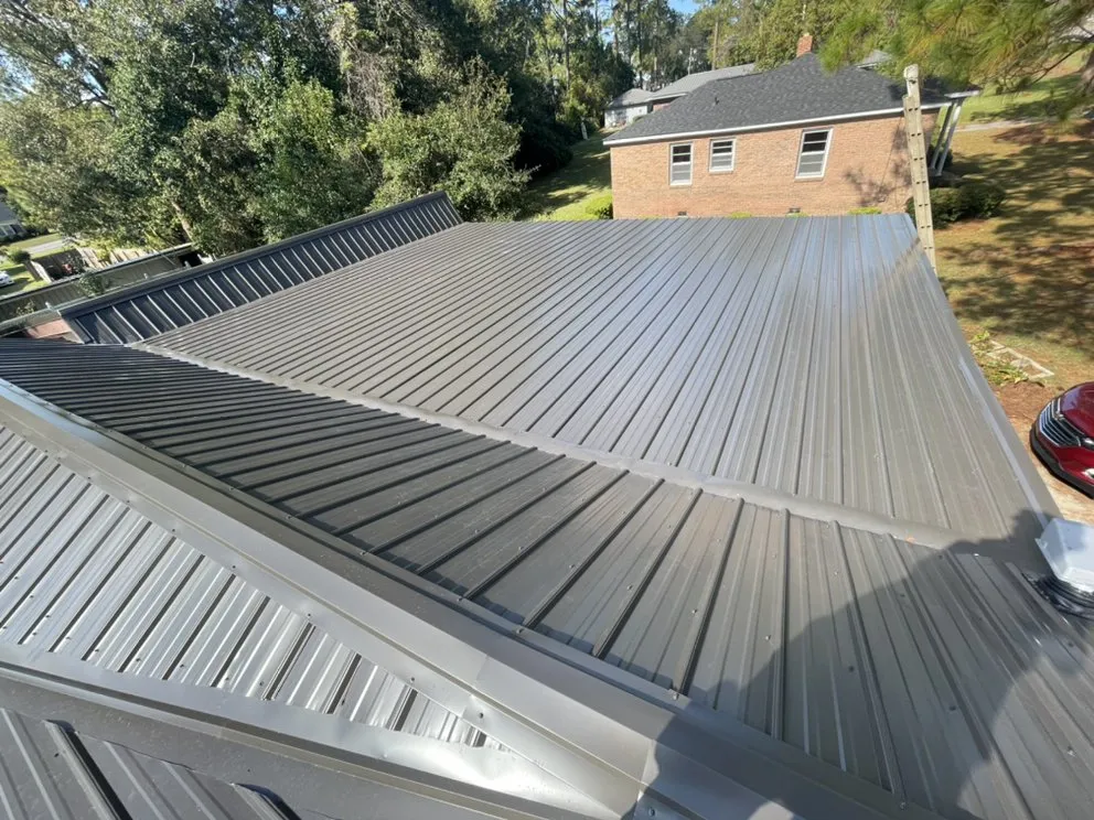 Slide of W&W Contractors