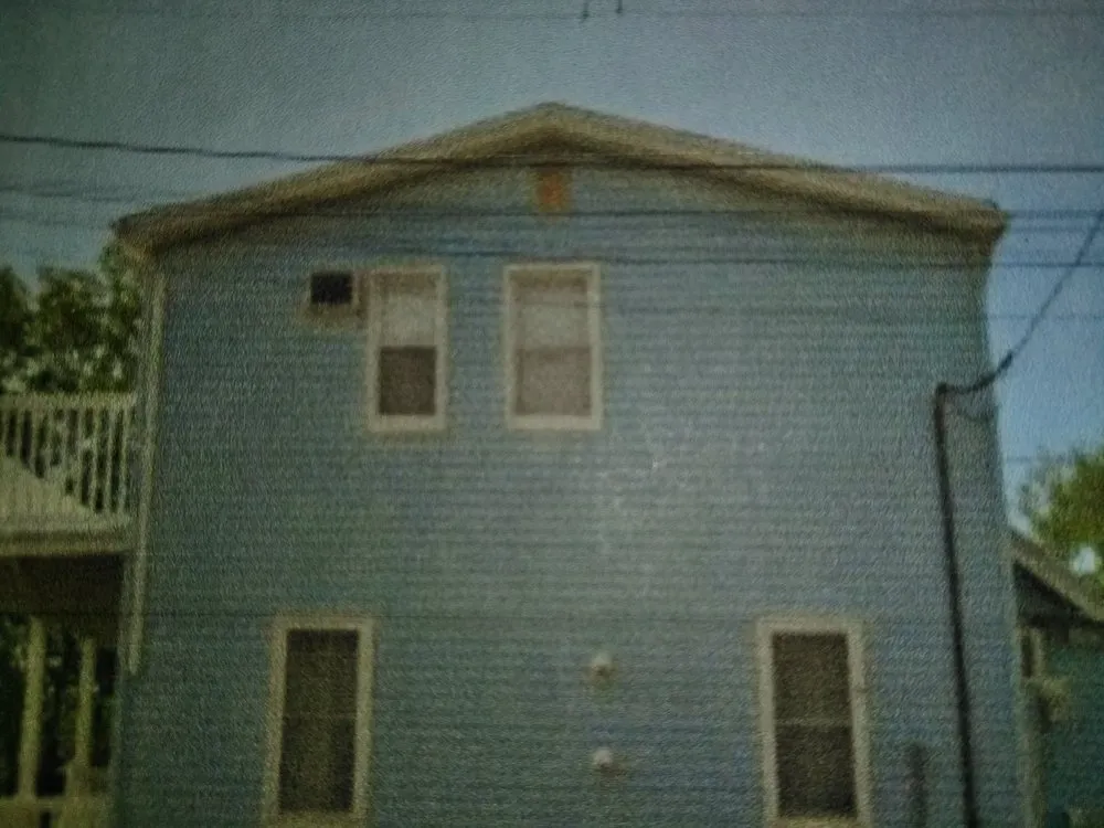 Slide of WW Roofing
