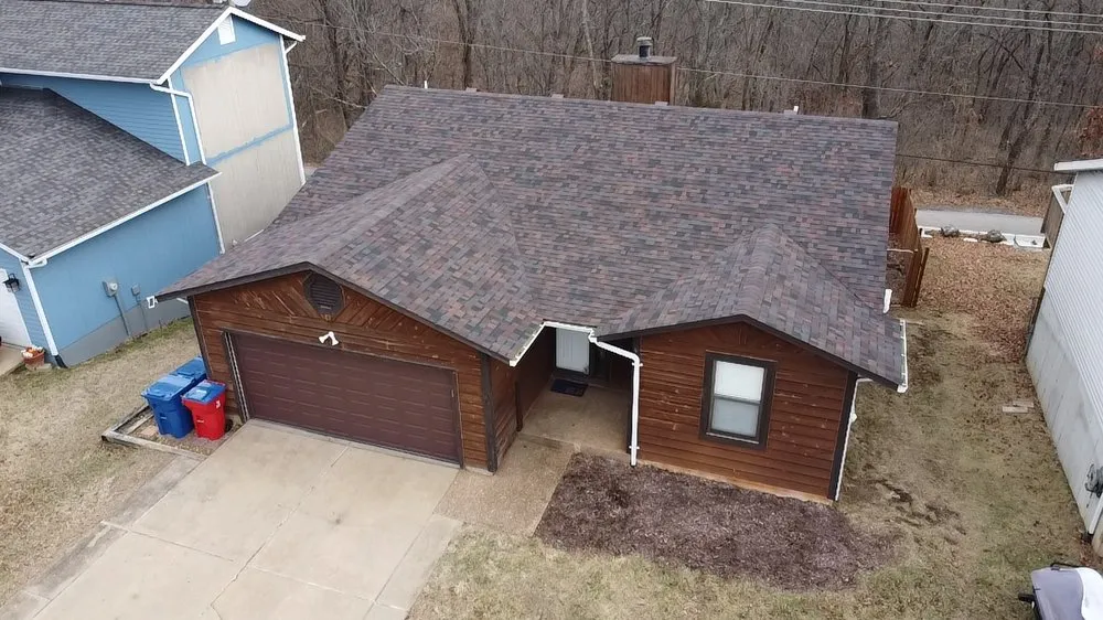 Local roof replacement experts serving St. Louis, MO - W&W Roofing