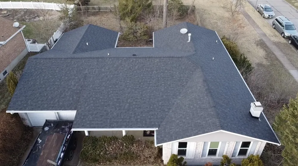 Expert roof installation experts serving St. Louis, MO - W&W Roofing