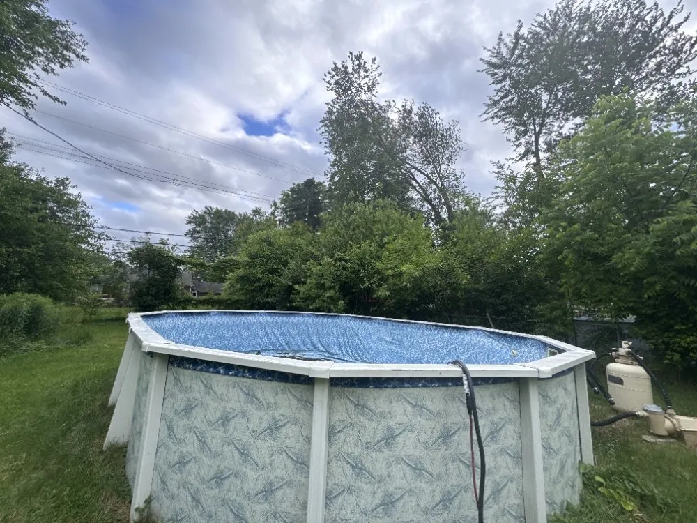 Slide of Ww’Js Trailer Roofing And Outside Lawn Care