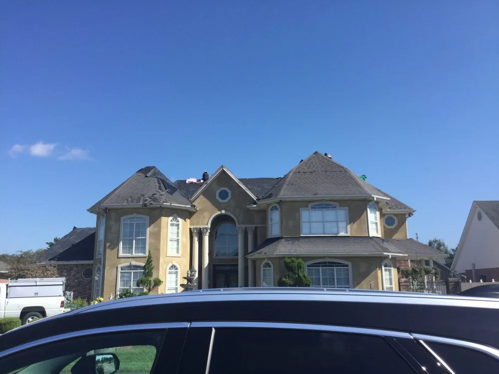 Slide of Wylekat Builders