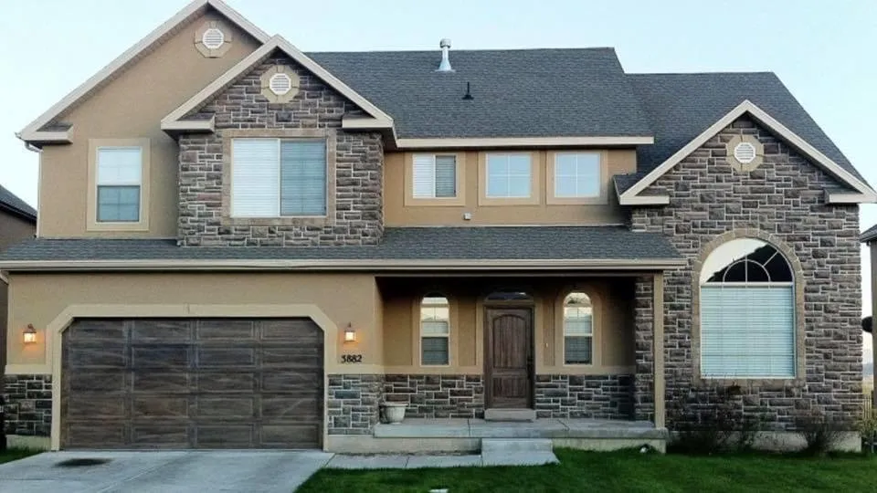 Slide of Xelmax General Contractor