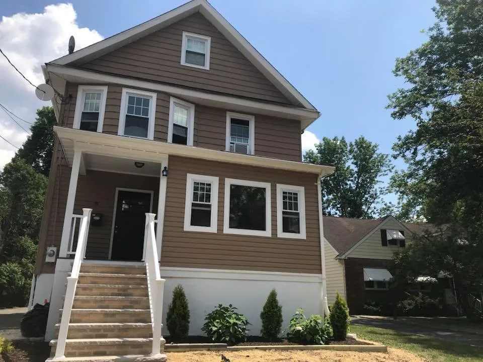 Slide of Xelmax General Contractor