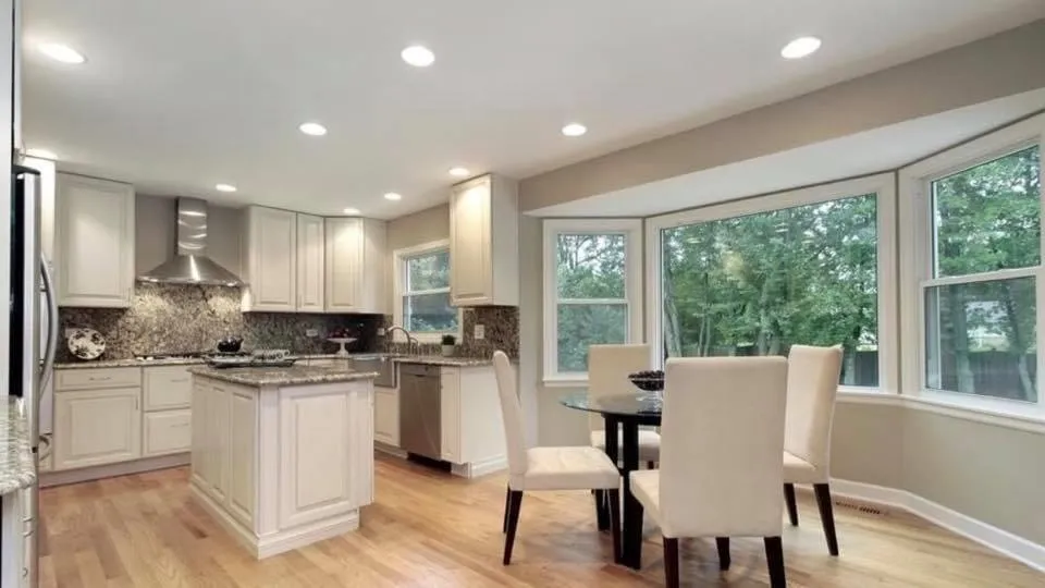 Slide of Xelmax General Contractor