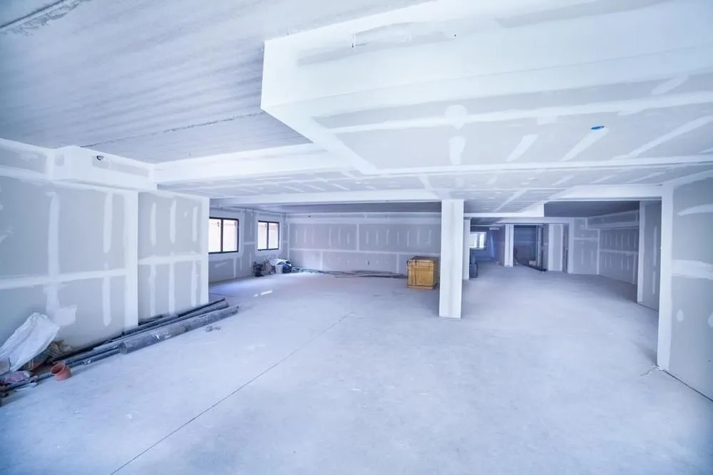 Slide of Xelmax General Contractor