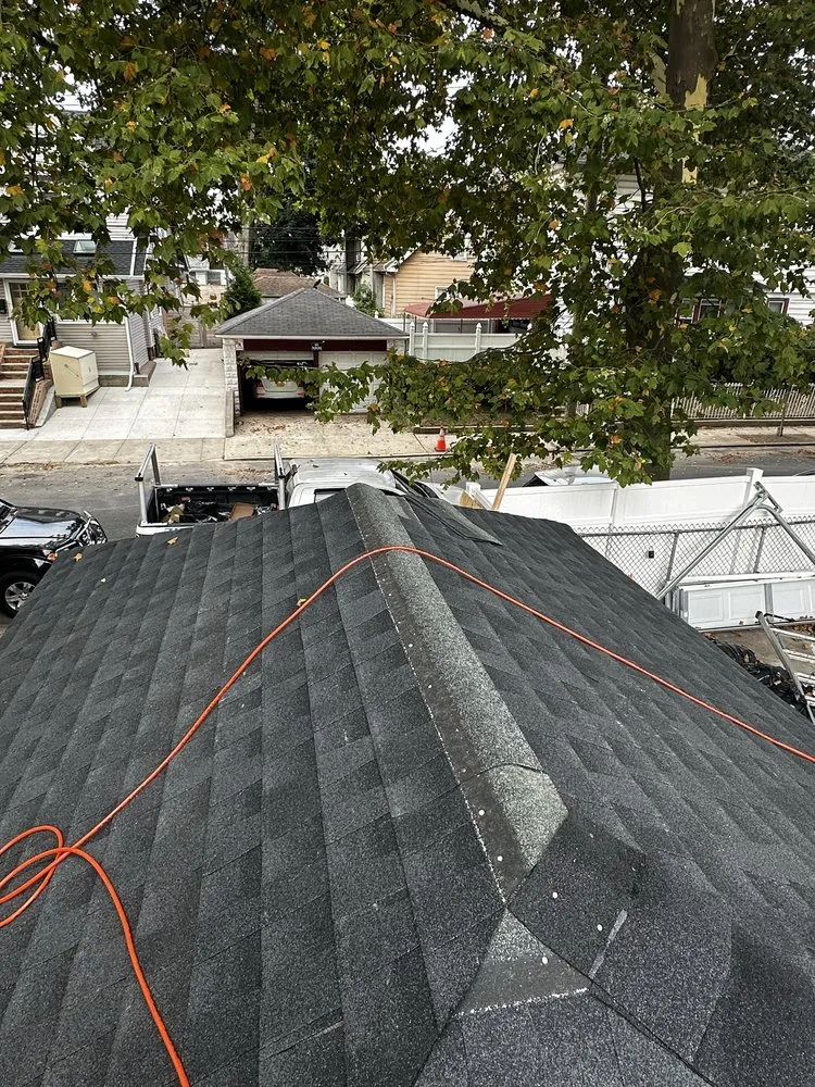 Slide of Xj Pro Contractor