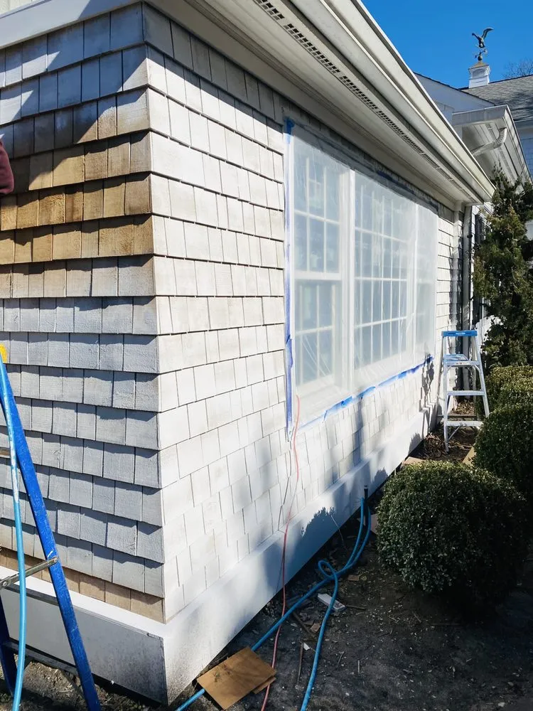 Slide of Xj Pro Contractor