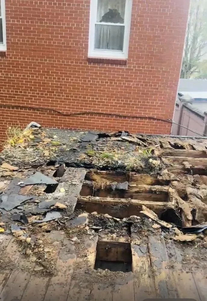 Slide of Xj Pro Contractor