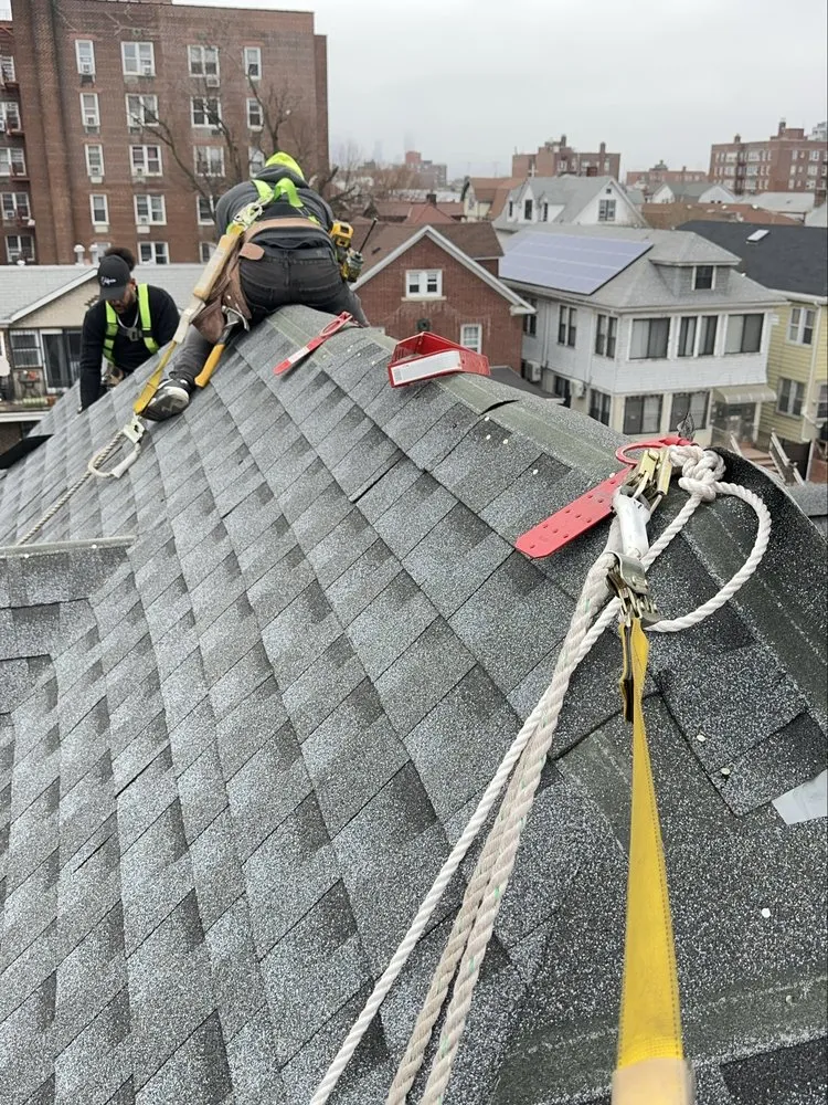 Slide of Xj Pro Contractor