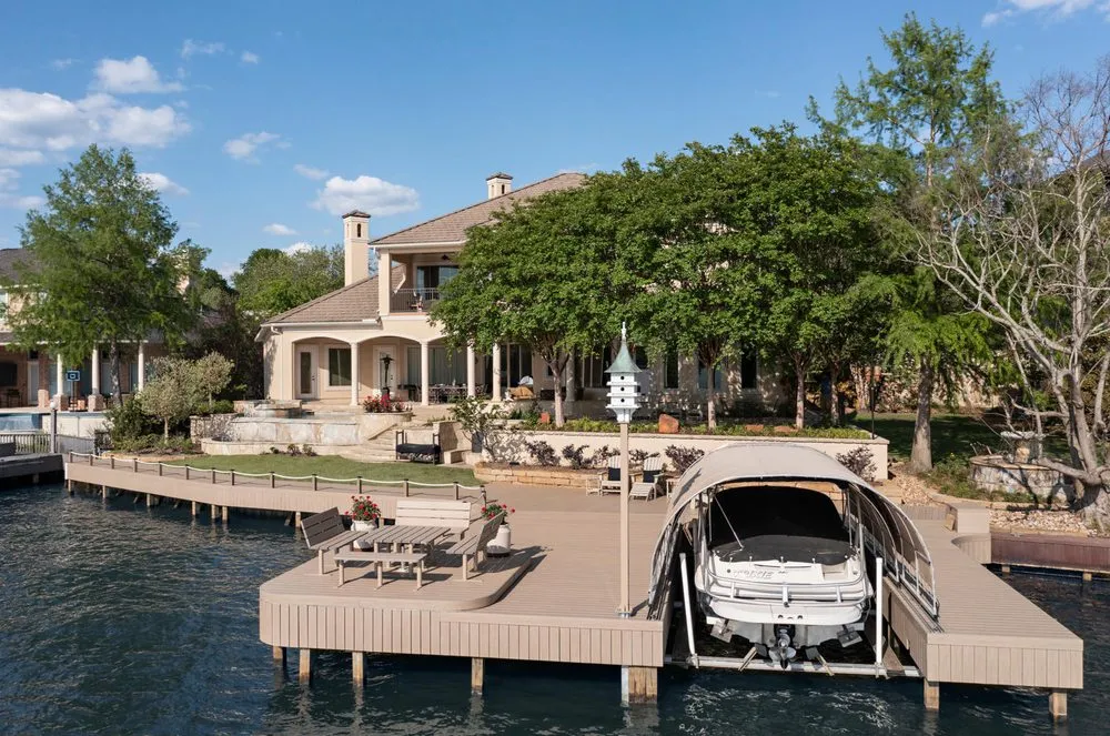 Slide of XL Outdoor Living