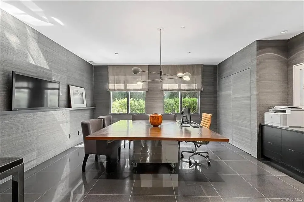 Slide of XP-Dyte Builders