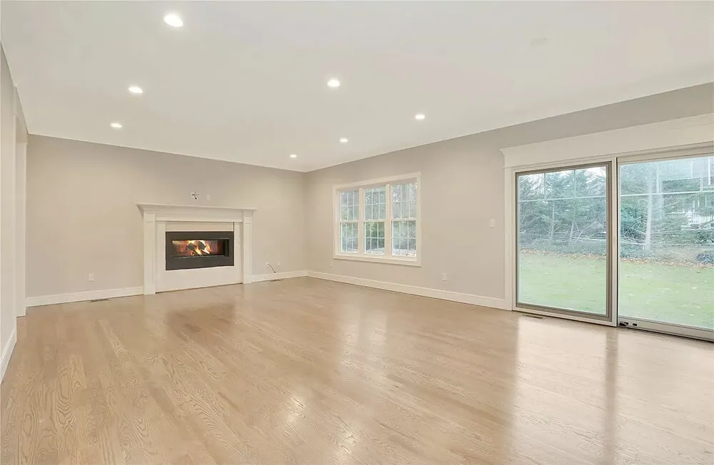 Slide of XP-Dyte Builders