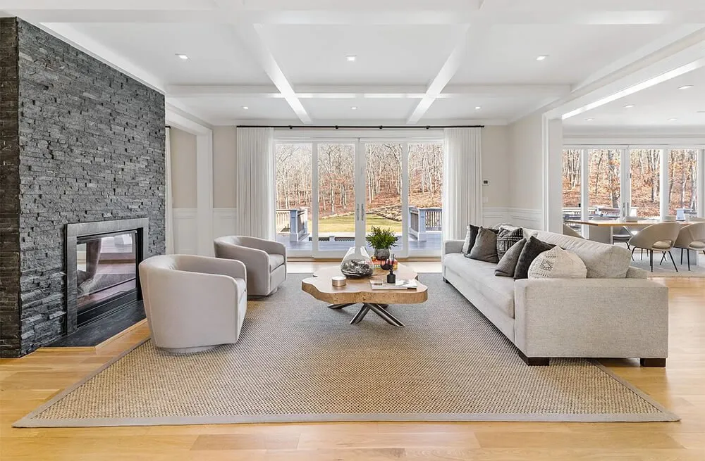 Slide of XP-Dyte Builders