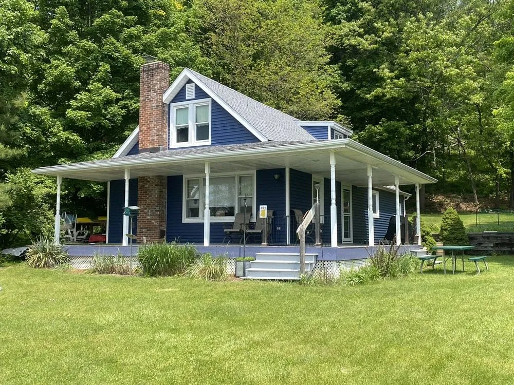 Slide of Xterior Solutions