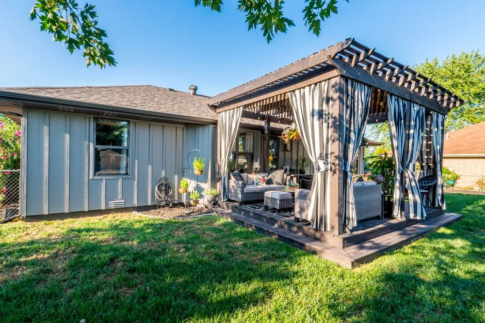 Slide of Xtreme Exteriors